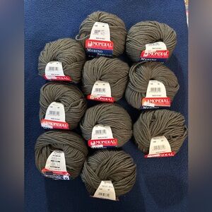 Mondial Merino Special Superwash Yarn in Dark Gray Lot of 10